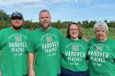 Jack, Brian, Donna, and Brian’s mother of Hanover Peaches