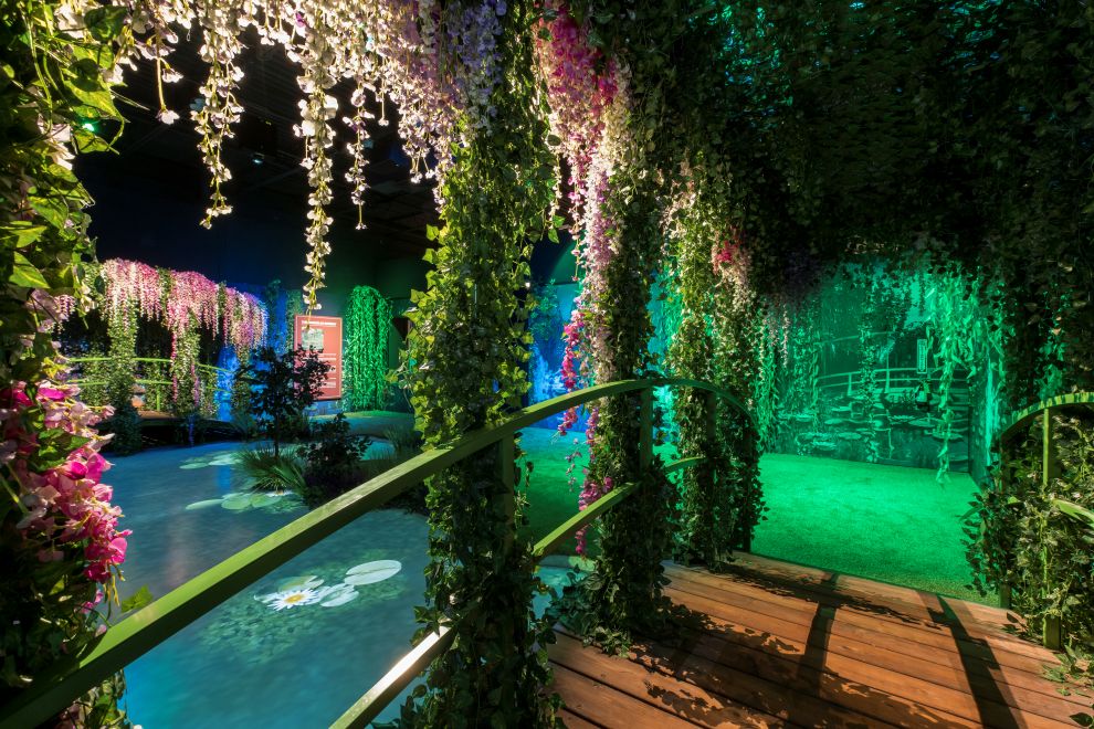 Claude Monet: The Immersive Experience