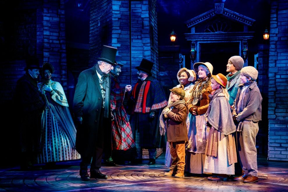 Virginia Rep's A Christmas Carol - Photo by Aaron Sutten