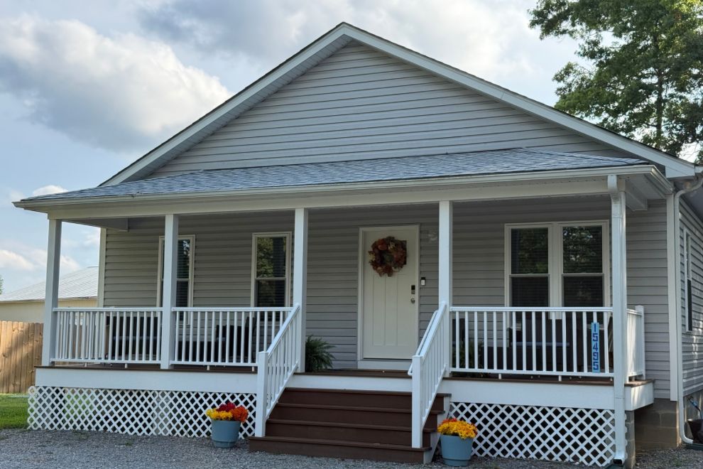 Grandmas Girls Front of house - memory care in a home setting