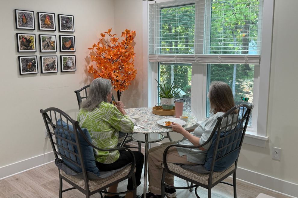 Grandmas Girls memory care in a home setting Richmond VA
