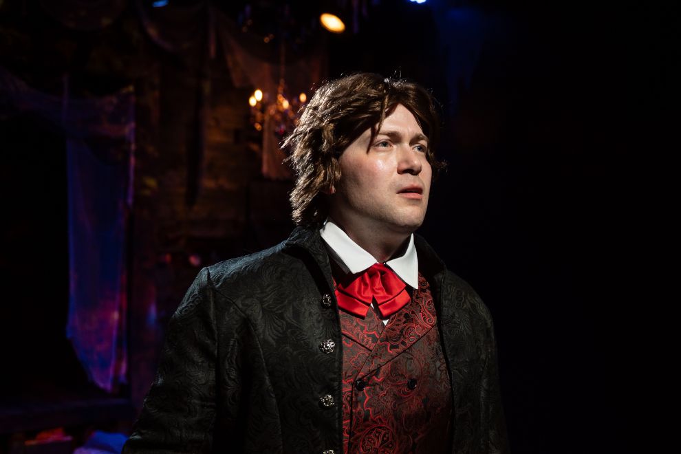Richmond Shakespeare Frankenstein Photo by Aaron Sutten