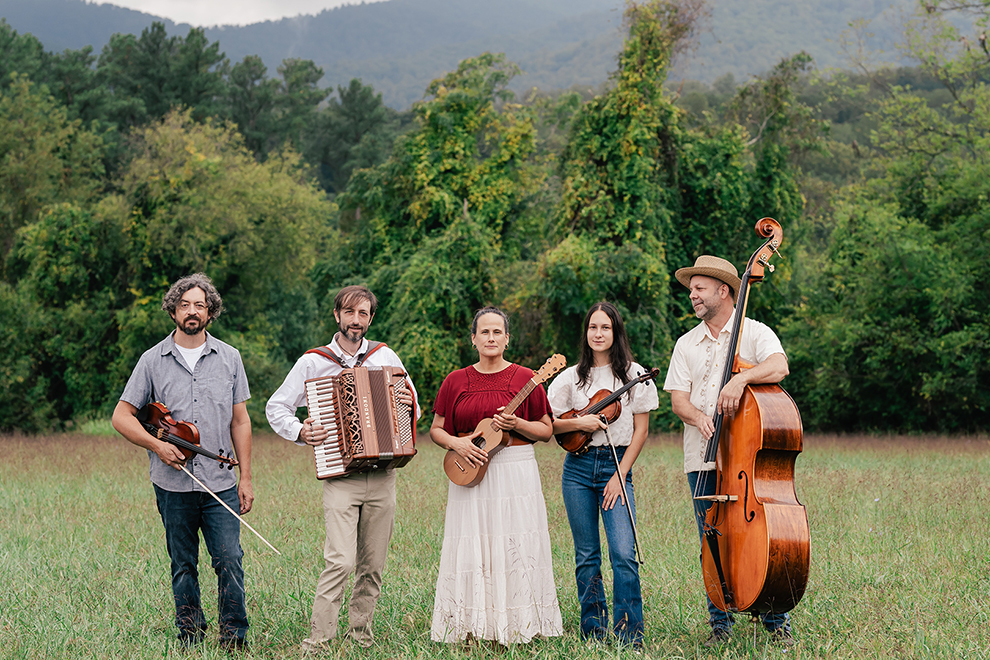 The Lua Project: Los Appalachianos