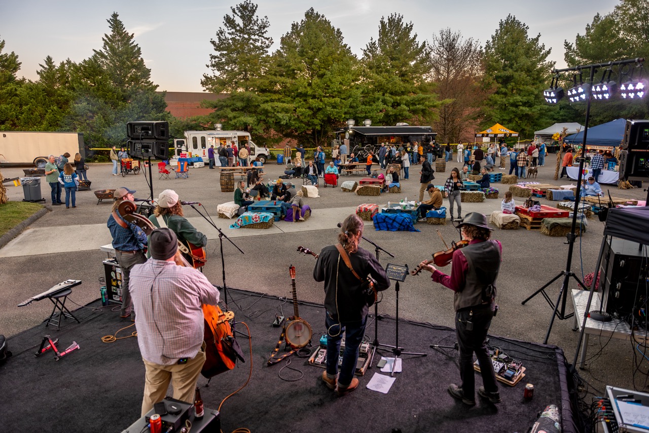 Fall Festival | Cobbtoberfest