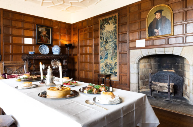 Special Focus Tour: Dining with Shakespeare